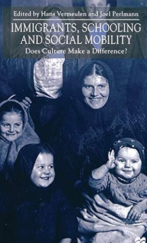 Immigrants, Schooling and Social Mobility Does Culture make a Difference?